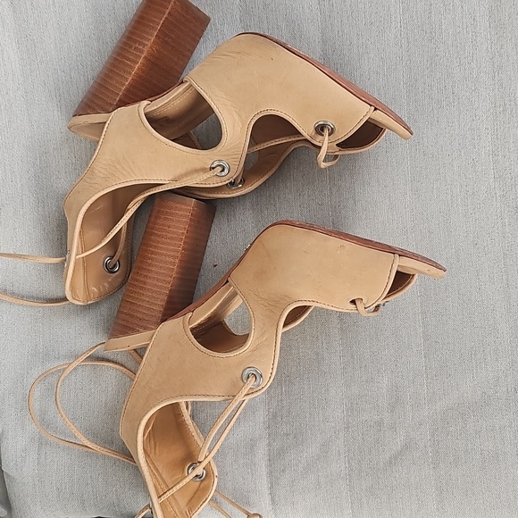 Schutz Womens Hollye dress Sandal Wraparound Ankle Lace Up Lightwood Sz. 6.5 US - Picture 2 of 10